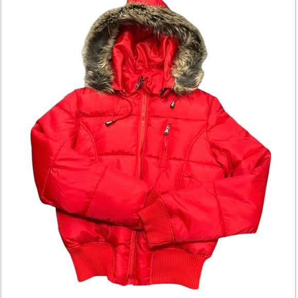 Members Red Puffer Jacket with Faux Fur Hood womens size M full zip. - Picture 9 of 11